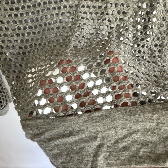 Laser cut Beach hoodie from Buckle High low hem Gray USA Made Small - Picture 9 of 16